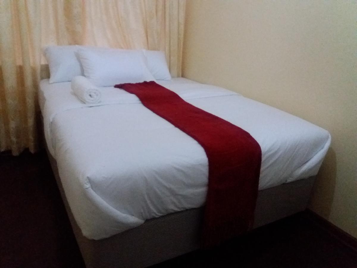 Royal Guest House Harare Exterior photo
