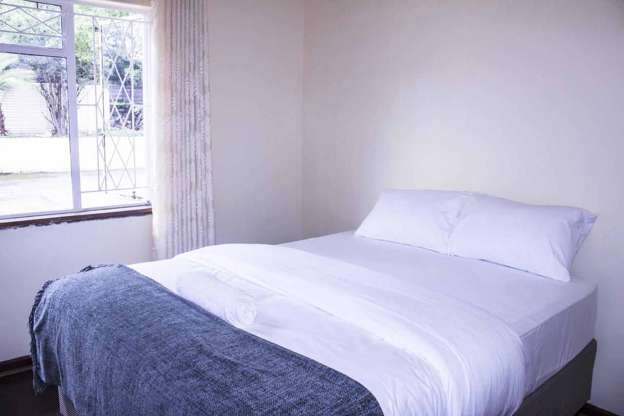 Royal Guest House Harare Exterior photo