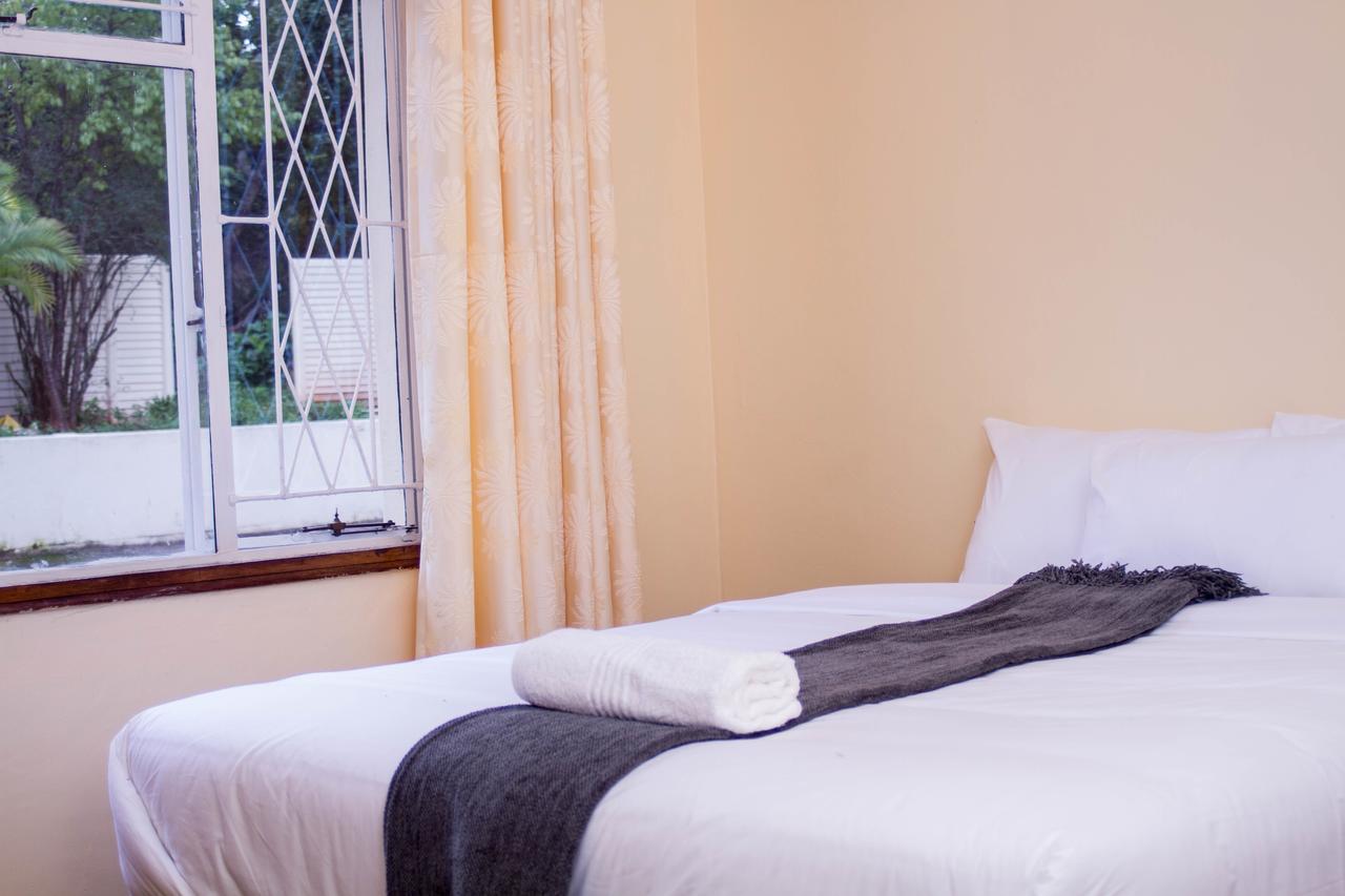 Royal Guest House Harare Exterior photo
