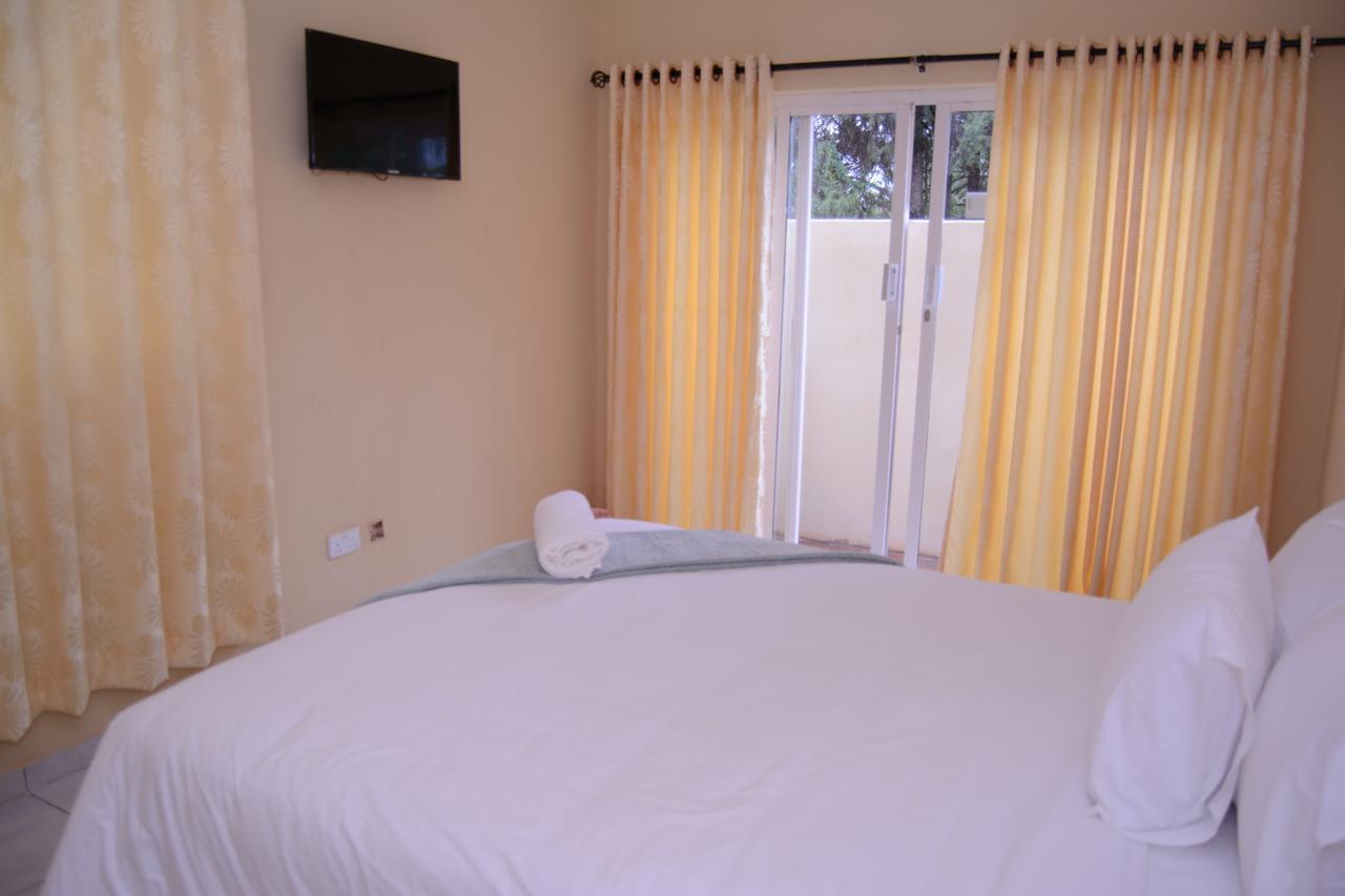 Royal Guest House Harare Exterior photo