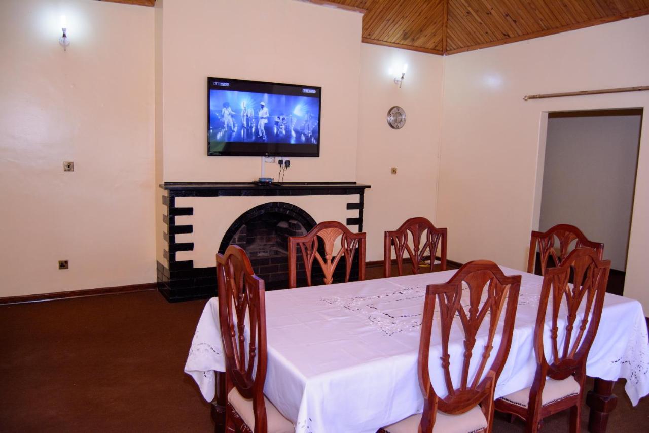 Royal Guest House Harare Exterior photo